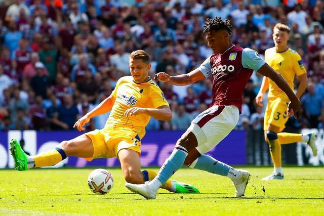 2米门将&“6国元帅”：两名法国球员随阿森纳U16夺冠